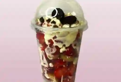 Vaso de Fresas con Crema 16 Oz