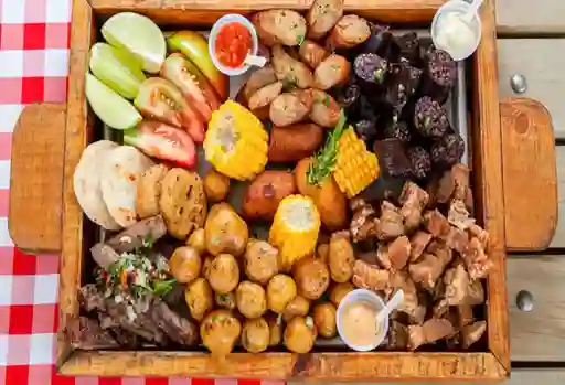 Picada para Ocho Personas