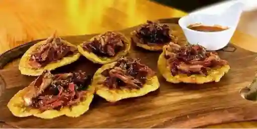 Patacones Pulled Pork