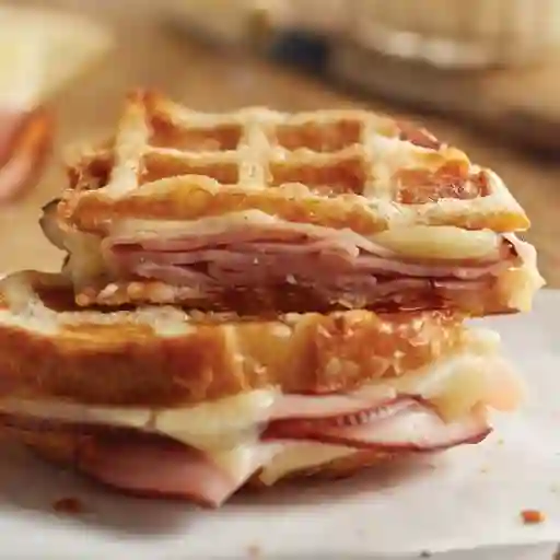 Waffle Jamón Queso