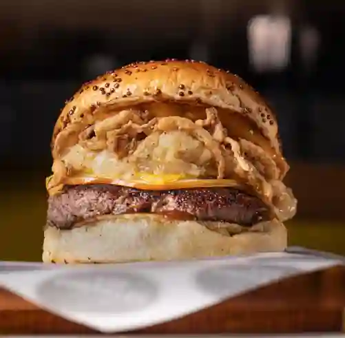 Caribe Burger + Papas y Gaseosa