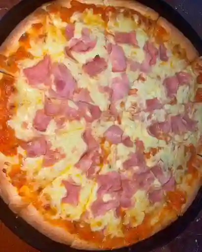 Pizza de Pollo y Jamón