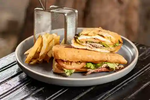 Sandwich Pierna de Cerdo