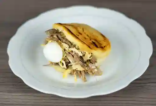 Arepa Burger Mixta