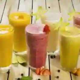 Jugo Natural En Leche