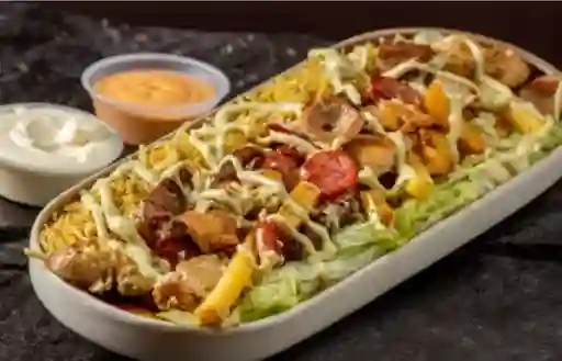 Salchipapa Patiamarilla Pollo