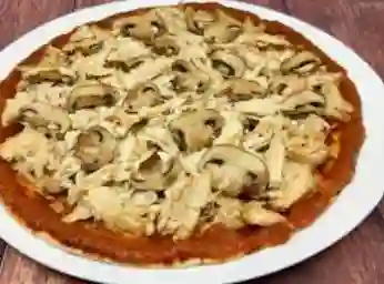 Pizza Pollo Champiñón