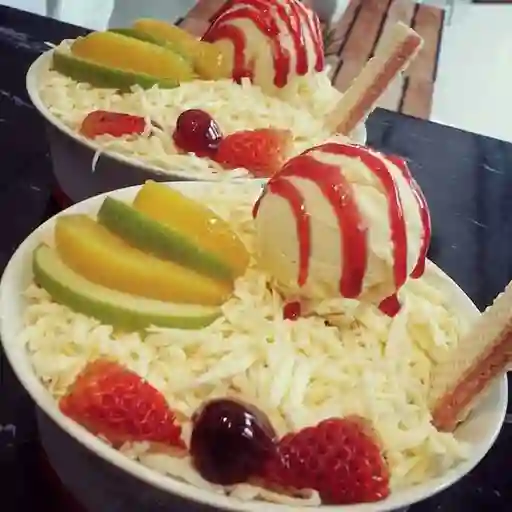 Ensalada con Helado y Queso 24 Oz