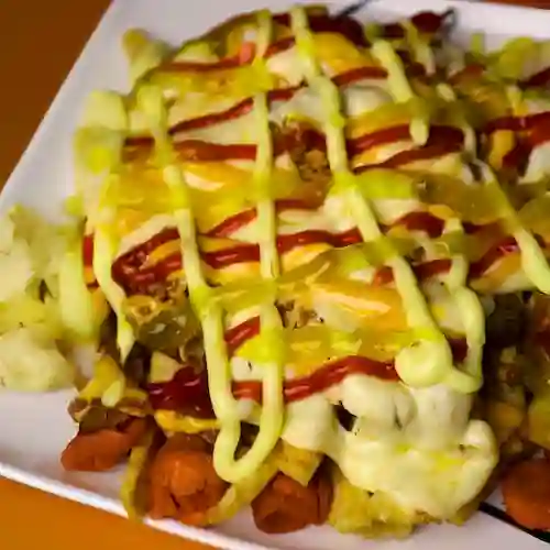 Salchipapa Especial