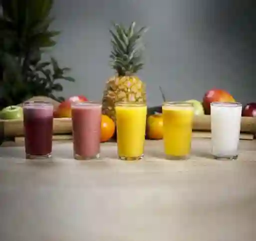 Jugo de Piña Mango Fresa 12 Oz