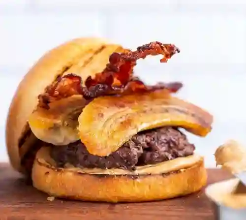 Combo Hamburguesa Caribe con Papas y Gaseosa