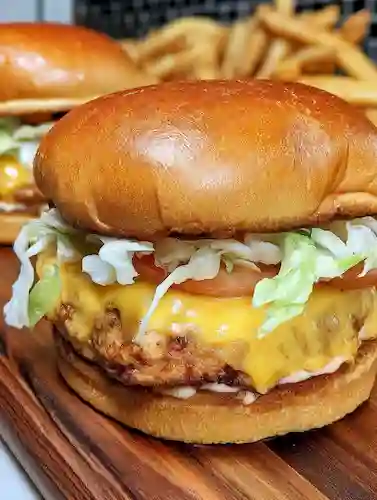 Combo Hamburguesa de Pollo Papas y Gaseosa
