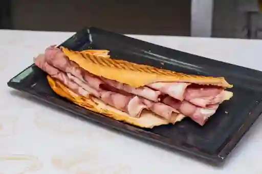 Sándwich Queso de Cabeza