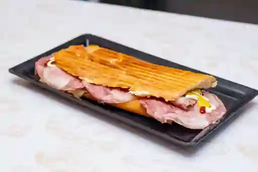 Sándwich Super 6 Carnes