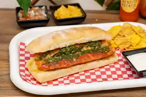 Choripan Sencillo Choricerdo y Pan Tradicional Acompañado de Pla