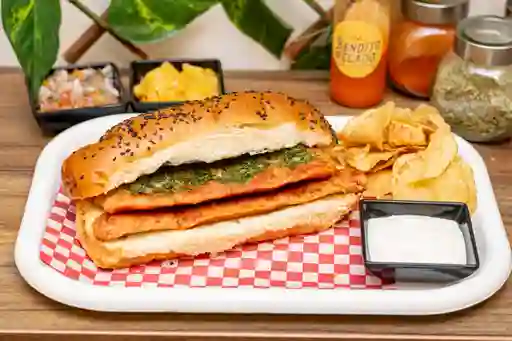 Choripan Doble Chorimixto y Pan de la Casa Acompañado de Platani
