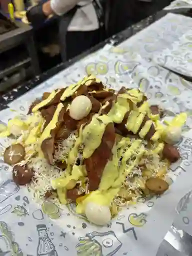 Salchipapa Costeña