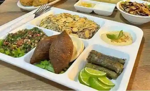 Plato Arabe