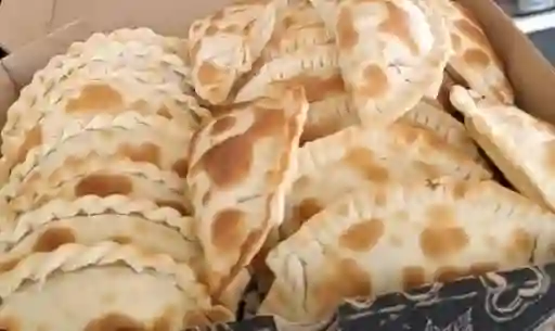 6 Empanadas 2 Hatsu 400 ml
