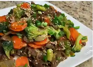 Chow Mein Con Carne