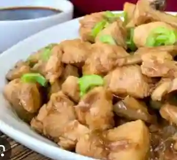 Pollo Apanado Y Cerdo