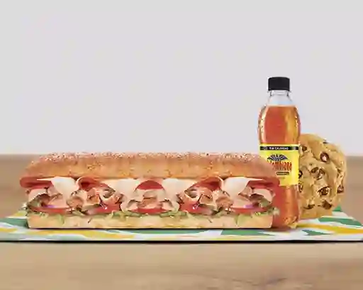 Combo Pollo Estilo Rostizado Footlong