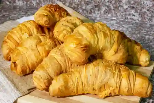 Croissant De Queso