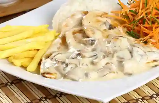 Pollo Champiñon