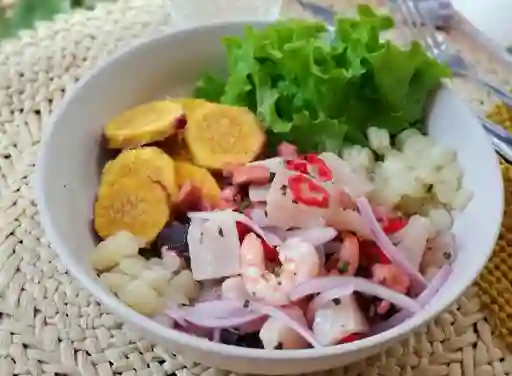 Ceviche Peruano Mixto
