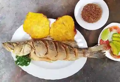 Robalo Frito Entero