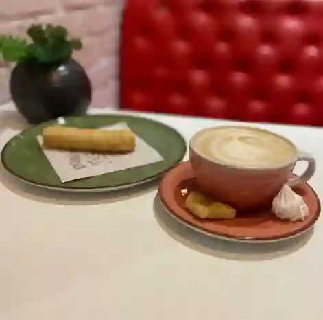 Capuccino Normal + Dedito Olaya