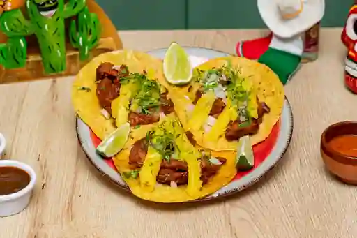 Orden de Tacos por Tres