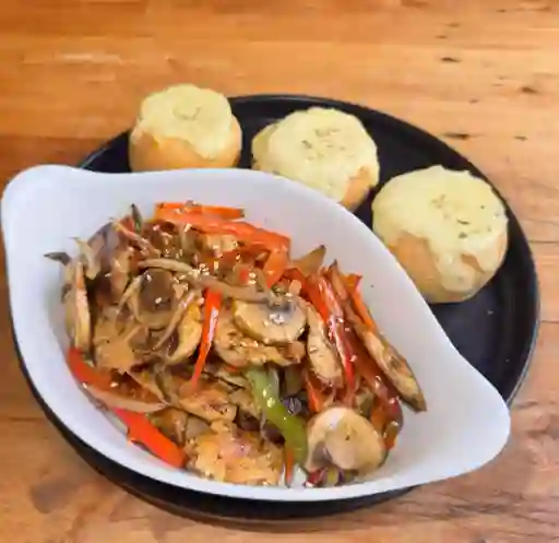 Salteado de Carne