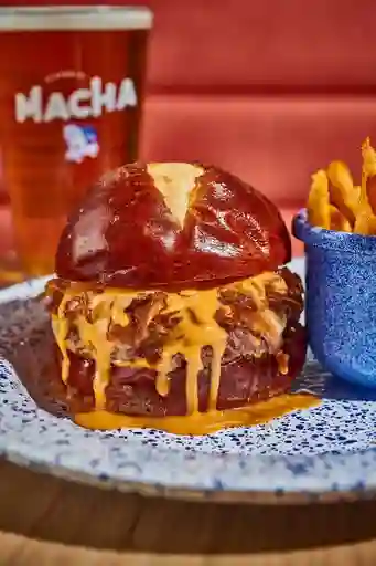 Combo Macha Burger + Birra