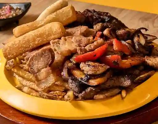 Salchipapa para 4 Personas
