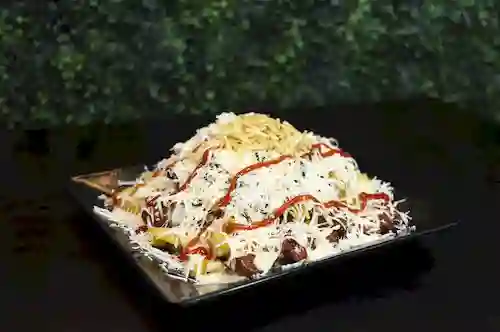Salchipapa Choripollo