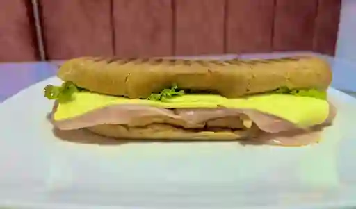 Sandwich Jamón y Queso