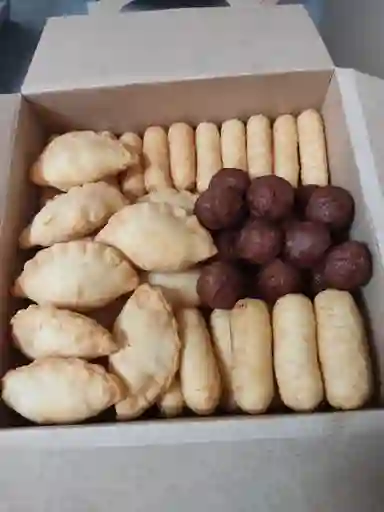 Combo Bandeja X 300 Uds Fritos