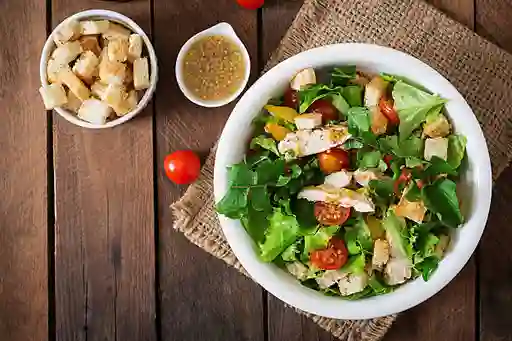 Ensalada Hill con Pollo a la Plancha