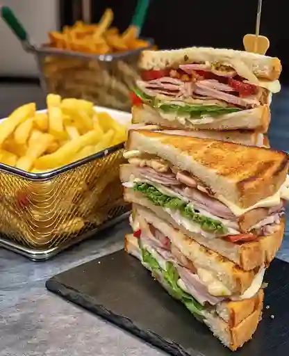 Club House Mixto