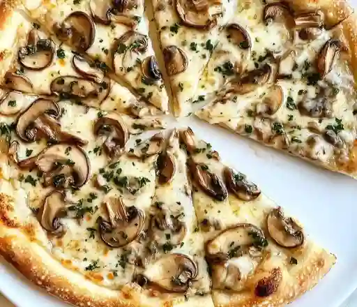 Pizza Pollo con Champiñones