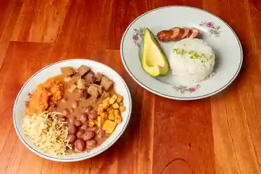 Cazuela de Frijoles