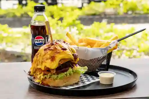 Combo Cheese Bacon Gaseosa y Papas