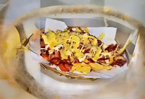 Salchipapa Tradicional