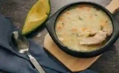 Cuchuco Pequeño Con Espinazo