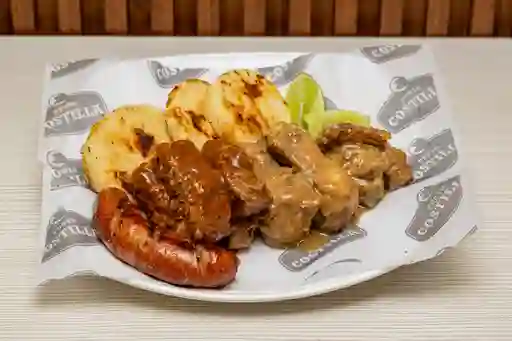 Costillas en Salsa Mixta