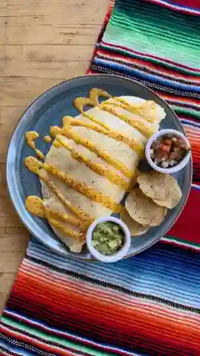 Quesadillas de Carnitas O Mixta