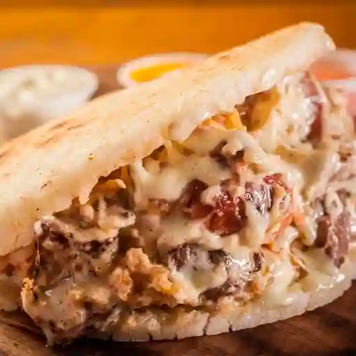 Arepa Rellena Mixta