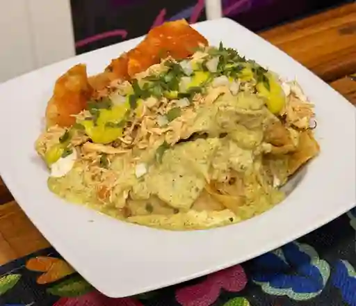Chilaquiles con Lengua
