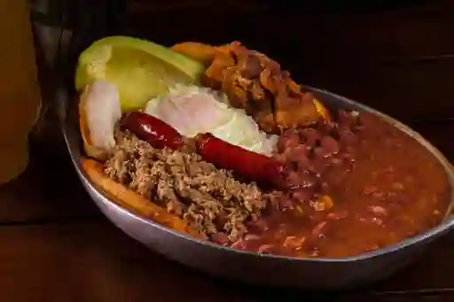 Cazuela de Frijoles